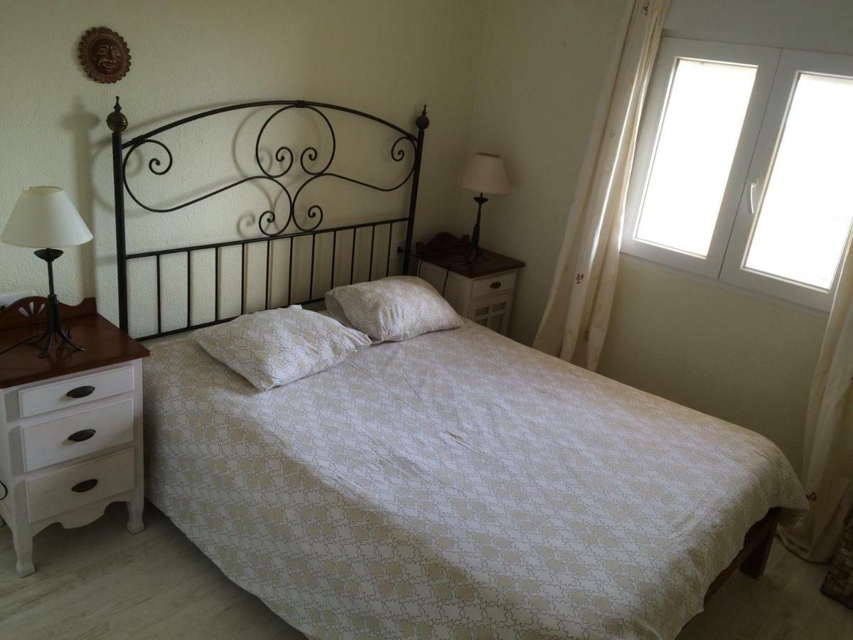 Tarifa Beach Apartment With Ocean Views And Pool Екстер'єр фото
